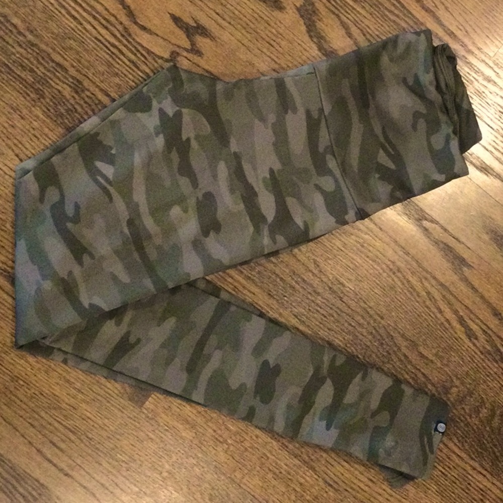 Online Camo leggings